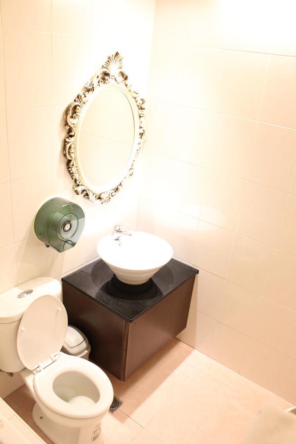 Full Moon Boutique Motel ซินจู๋ ภายนอก รูปภาพ