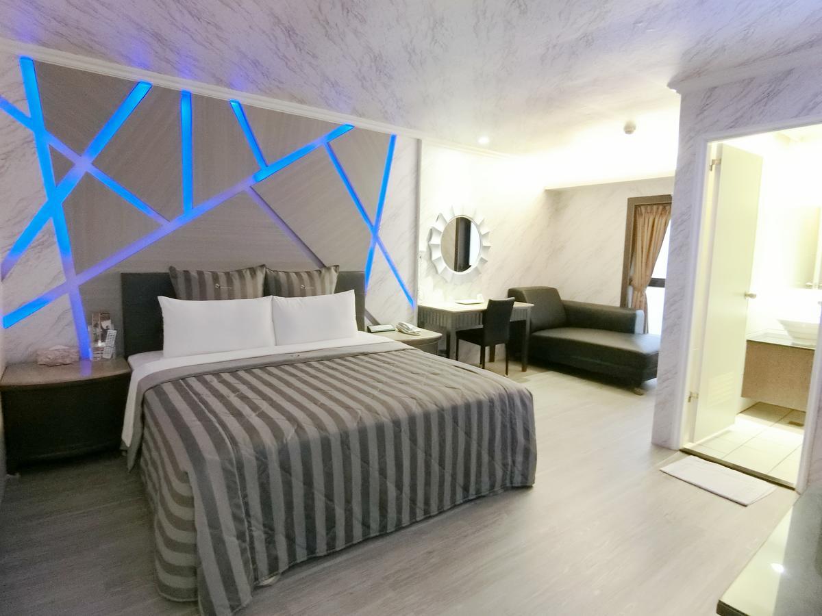 Full Moon Boutique Motel ซินจู๋ ภายนอก รูปภาพ